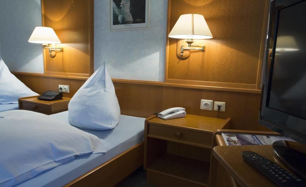 Akzent Hotel Thiemann Ganderkesee Bagian luar foto
